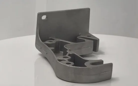 Durable Parts Auto Car Engine Aluminum Casting Cylinder Head Valve Cover OEM Made in China 